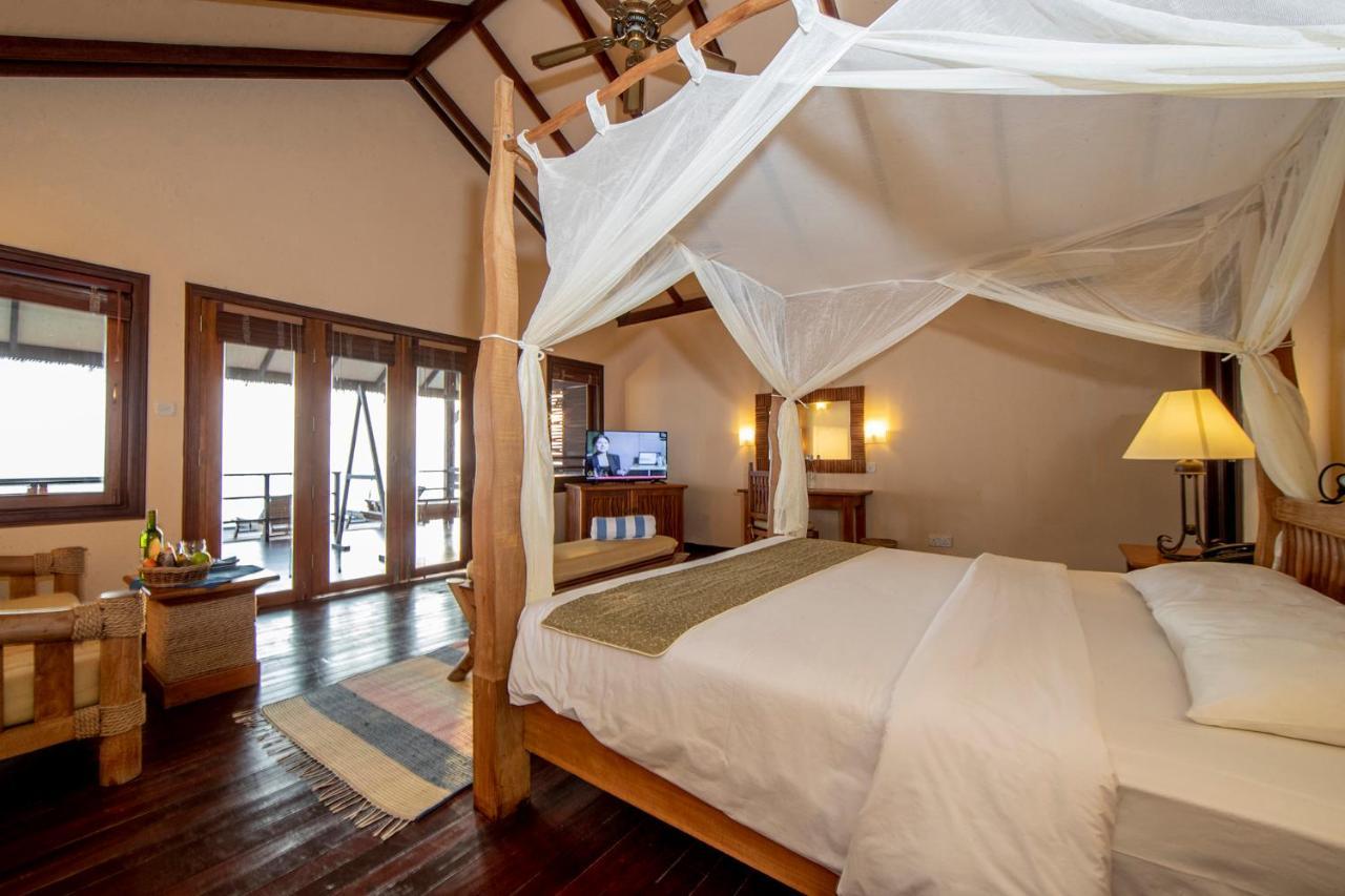 Filitheyo Island Resort Екстериор снимка